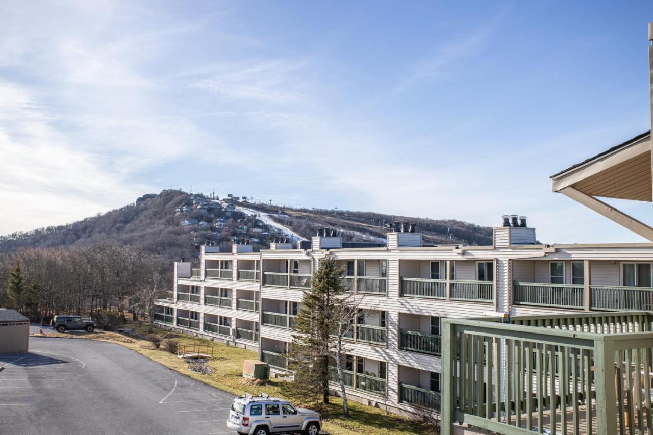 Condo At Pinnacle Inn Resort Beech Mountain Exterior photo